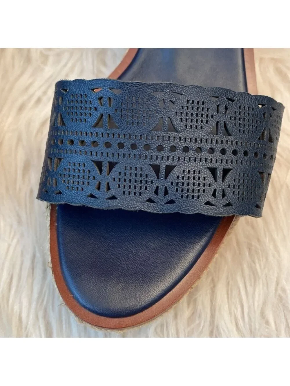 Tory Burch Roselle Navy Laser Cut Leather Platform Espadrille Sandals, Size 10.5